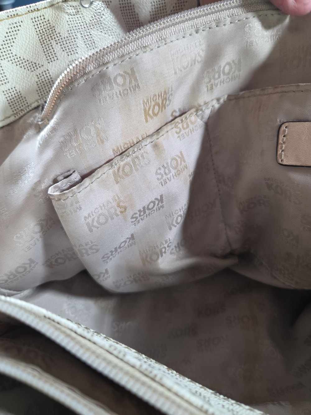 Michael Kors Cream & Tan MK Logo Tote - Picture 10 of 15